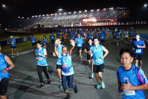 BIB: 14572, 10903, 10505
                            <button type="button" onclick="openModal(21378898)" class="btn btn-primary btn-sm float-right btn-popup" data-toggle="modal" data-target=".modal-high-quality">
                        <i class="fas fa-shopping-cart"></i> Add to Cart
                    </button>
                                            <button type="button" onclick="isThisMe(21378898, true)" class="btn btn-success btn-sm float-right btn-popup btn-isme hidden" data-toggle="tooltip" data-placement="bottom" title="นี่คือรูปของคุณใช่ไหม คลิกที่นี่เพื่อเอาเข้าอัลบั้ม">
                        <i class="fas fa-plus"></i> Add to album
                    </button>
                    <button type="button" onclick="isThisMe(21378898, false)" class="btn btn-warning btn-sm float-right btn-popup btn-isnotme hidden">
                        <i class="fas fa-ban"></i> Remove from album
                    </button>
