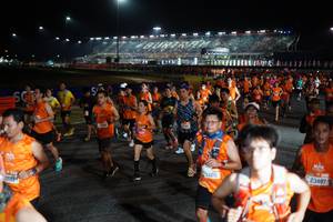 BIB: 2681, 44371, 23487
                            <button type="button" onclick="openModal(21333747)" class="btn btn-primary btn-sm float-right btn-popup" data-toggle="modal" data-target=".modal-high-quality">
                        <i class="fas fa-shopping-cart"></i> Add to Cart
                    </button>
                                            <button type="button" onclick="isThisMe(21333747, true)" class="btn btn-success btn-sm float-right btn-popup btn-isme hidden" data-toggle="tooltip" data-placement="bottom" title="นี่คือรูปของคุณใช่ไหม คลิกที่นี่เพื่อเอาเข้าอัลบั้ม">
                        <i class="fas fa-plus"></i> Add to album
                    </button>
                    <button type="button" onclick="isThisMe(21333747, false)" class="btn btn-warning btn-sm float-right btn-popup btn-isnotme hidden">
                        <i class="fas fa-ban"></i> Remove from album
                    </button>
