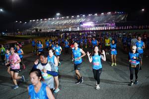 BIB: 16097, 333
                            <button type="button" onclick="openModal(21264357)" class="btn btn-primary btn-sm float-right btn-popup" data-toggle="modal" data-target=".modal-high-quality">
                        <i class="fas fa-shopping-cart"></i> Add to Cart
                    </button>
                                            <button type="button" onclick="isThisMe(21264357, true)" class="btn btn-success btn-sm float-right btn-popup btn-isme hidden" data-toggle="tooltip" data-placement="bottom" title="นี่คือรูปของคุณใช่ไหม คลิกที่นี่เพื่อเอาเข้าอัลบั้ม">
                        <i class="fas fa-plus"></i> Add to album
                    </button>
                    <button type="button" onclick="isThisMe(21264357, false)" class="btn btn-warning btn-sm float-right btn-popup btn-isnotme hidden">
                        <i class="fas fa-ban"></i> Remove from album
                    </button>