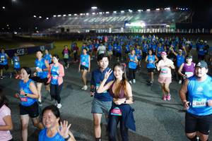 BIB: 0242, 13307, 11677
                            <button type="button" onclick="openModal(21285838)" class="btn btn-primary btn-sm float-right btn-popup" data-toggle="modal" data-target=".modal-high-quality">
                        <i class="fas fa-shopping-cart"></i> Add to Cart
                    </button>
                                            <button type="button" onclick="isThisMe(21285838, true)" class="btn btn-success btn-sm float-right btn-popup btn-isme hidden" data-toggle="tooltip" data-placement="bottom" title="นี่คือรูปของคุณใช่ไหม คลิกที่นี่เพื่อเอาเข้าอัลบั้ม">
                        <i class="fas fa-plus"></i> Add to album
                    </button>
                    <button type="button" onclick="isThisMe(21285838, false)" class="btn btn-warning btn-sm float-right btn-popup btn-isnotme hidden">
                        <i class="fas fa-ban"></i> Remove from album
                    </button>