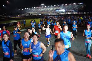 BIB: 3923, 13450, 17122, 1240, 547, 13129
                            <button type="button" onclick="openModal(21282602)" class="btn btn-primary btn-sm float-right btn-popup" data-toggle="modal" data-target=".modal-high-quality">
                        <i class="fas fa-shopping-cart"></i> Add to Cart
                    </button>
                                            <button type="button" onclick="isThisMe(21282602, true)" class="btn btn-success btn-sm float-right btn-popup btn-isme hidden" data-toggle="tooltip" data-placement="bottom" title="นี่คือรูปของคุณใช่ไหม คลิกที่นี่เพื่อเอาเข้าอัลบั้ม">
                        <i class="fas fa-plus"></i> Add to album
                    </button>
                    <button type="button" onclick="isThisMe(21282602, false)" class="btn btn-warning btn-sm float-right btn-popup btn-isnotme hidden">
                        <i class="fas fa-ban"></i> Remove from album
                    </button>