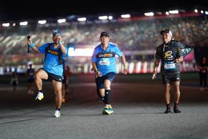 BIB: 814, 43401, 43470
                            <button type="button" onclick="openModal(20863772)" class="btn btn-primary btn-sm float-right btn-popup" data-toggle="modal" data-target=".modal-high-quality">
                        <i class="fas fa-shopping-cart"></i> Add to Cart
                    </button>
                                            <button type="button" onclick="isThisMe(20863772, true)" class="btn btn-success btn-sm float-right btn-popup btn-isme hidden" data-toggle="tooltip" data-placement="bottom" title="นี่คือรูปของคุณใช่ไหม คลิกที่นี่เพื่อเอาเข้าอัลบั้ม">
                        <i class="fas fa-plus"></i> Add to album
                    </button>
                    <button type="button" onclick="isThisMe(20863772, false)" class="btn btn-warning btn-sm float-right btn-popup btn-isnotme hidden">
                        <i class="fas fa-ban"></i> Remove from album
                    </button>