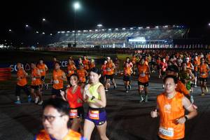 BIB: 300, 5290, 3200, 22260
                            <button type="button" onclick="openModal(21327049)" class="btn btn-primary btn-sm float-right btn-popup" data-toggle="modal" data-target=".modal-high-quality">
                        <i class="fas fa-shopping-cart"></i> Add to Cart
                    </button>
                                            <button type="button" onclick="isThisMe(21327049, true)" class="btn btn-success btn-sm float-right btn-popup btn-isme hidden" data-toggle="tooltip" data-placement="bottom" title="นี่คือรูปของคุณใช่ไหม คลิกที่นี่เพื่อเอาเข้าอัลบั้ม">
                        <i class="fas fa-plus"></i> Add to album
                    </button>
                    <button type="button" onclick="isThisMe(21327049, false)" class="btn btn-warning btn-sm float-right btn-popup btn-isnotme hidden">
                        <i class="fas fa-ban"></i> Remove from album
                    </button>