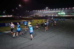 BIB: 
                            <button type="button" onclick="openModal(21363385)" class="btn btn-primary btn-sm float-right btn-popup" data-toggle="modal" data-target=".modal-high-quality">
                        <i class="fas fa-shopping-cart"></i> Add to Cart
                    </button>
                                            <button type="button" onclick="isThisMe(21363385, true)" class="btn btn-success btn-sm float-right btn-popup btn-isme hidden" data-toggle="tooltip" data-placement="bottom" title="นี่คือรูปของคุณใช่ไหม คลิกที่นี่เพื่อเอาเข้าอัลบั้ม">
                        <i class="fas fa-plus"></i> Add to album
                    </button>
                    <button type="button" onclick="isThisMe(21363385, false)" class="btn btn-warning btn-sm float-right btn-popup btn-isnotme hidden">
                        <i class="fas fa-ban"></i> Remove from album
                    </button>
