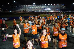 BIB: 25162, 23631, 2318, 26852, 26796, 26880
                            <button type="button" onclick="openModal(21349270)" class="btn btn-primary btn-sm float-right btn-popup" data-toggle="modal" data-target=".modal-high-quality">
                        <i class="fas fa-shopping-cart"></i> Add to Cart
                    </button>
                                            <button type="button" onclick="isThisMe(21349270, true)" class="btn btn-success btn-sm float-right btn-popup btn-isme hidden" data-toggle="tooltip" data-placement="bottom" title="นี่คือรูปของคุณใช่ไหม คลิกที่นี่เพื่อเอาเข้าอัลบั้ม">
                        <i class="fas fa-plus"></i> Add to album
                    </button>
                    <button type="button" onclick="isThisMe(21349270, false)" class="btn btn-warning btn-sm float-right btn-popup btn-isnotme hidden">
                        <i class="fas fa-ban"></i> Remove from album
                    </button>