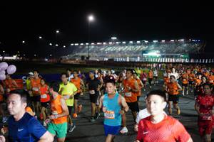 BIB: 24313, 4005, 6929
                            <button type="button" onclick="openModal(21313916)" class="btn btn-primary btn-sm float-right btn-popup" data-toggle="modal" data-target=".modal-high-quality">
                        <i class="fas fa-shopping-cart"></i> Add to Cart
                    </button>
                                            <button type="button" onclick="isThisMe(21313916, true)" class="btn btn-success btn-sm float-right btn-popup btn-isme hidden" data-toggle="tooltip" data-placement="bottom" title="นี่คือรูปของคุณใช่ไหม คลิกที่นี่เพื่อเอาเข้าอัลบั้ม">
                        <i class="fas fa-plus"></i> Add to album
                    </button>
                    <button type="button" onclick="isThisMe(21313916, false)" class="btn btn-warning btn-sm float-right btn-popup btn-isnotme hidden">
                        <i class="fas fa-ban"></i> Remove from album
                    </button>