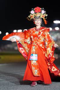 BIB: 68423
                            <button type="button" onclick="openModal(20878097)" class="btn btn-primary btn-sm float-right btn-popup" data-toggle="modal" data-target=".modal-high-quality">
                        <i class="fas fa-shopping-cart"></i> Add to Cart
                    </button>
                                            <button type="button" onclick="isThisMe(20878097, true)" class="btn btn-success btn-sm float-right btn-popup btn-isme hidden" data-toggle="tooltip" data-placement="bottom" title="นี่คือรูปของคุณใช่ไหม คลิกที่นี่เพื่อเอาเข้าอัลบั้ม">
                        <i class="fas fa-plus"></i> Add to album
                    </button>
                    <button type="button" onclick="isThisMe(20878097, false)" class="btn btn-warning btn-sm float-right btn-popup btn-isnotme hidden">
                        <i class="fas fa-ban"></i> Remove from album
                    </button>