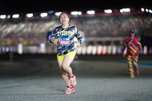 BIB: 140, 45504
                            <button type="button" onclick="openModal(20867981)" class="btn btn-primary btn-sm float-right btn-popup" data-toggle="modal" data-target=".modal-high-quality">
                        <i class="fas fa-shopping-cart"></i> Add to Cart
                    </button>
                                            <button type="button" onclick="isThisMe(20867981, true)" class="btn btn-success btn-sm float-right btn-popup btn-isme hidden" data-toggle="tooltip" data-placement="bottom" title="นี่คือรูปของคุณใช่ไหม คลิกที่นี่เพื่อเอาเข้าอัลบั้ม">
                        <i class="fas fa-plus"></i> Add to album
                    </button>
                    <button type="button" onclick="isThisMe(20867981, false)" class="btn btn-warning btn-sm float-right btn-popup btn-isnotme hidden">
                        <i class="fas fa-ban"></i> Remove from album
                    </button>