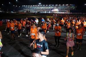 BIB: 23355, 9115, 24570, 2159
                            <button type="button" onclick="openModal(21343931)" class="btn btn-primary btn-sm float-right btn-popup" data-toggle="modal" data-target=".modal-high-quality">
                        <i class="fas fa-shopping-cart"></i> Add to Cart
                    </button>
                                            <button type="button" onclick="isThisMe(21343931, true)" class="btn btn-success btn-sm float-right btn-popup btn-isme hidden" data-toggle="tooltip" data-placement="bottom" title="นี่คือรูปของคุณใช่ไหม คลิกที่นี่เพื่อเอาเข้าอัลบั้ม">
                        <i class="fas fa-plus"></i> Add to album
                    </button>
                    <button type="button" onclick="isThisMe(21343931, false)" class="btn btn-warning btn-sm float-right btn-popup btn-isnotme hidden">
                        <i class="fas fa-ban"></i> Remove from album
                    </button>