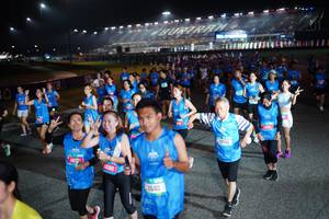 BIB: 4086, 1640, 10798
                            <button type="button" onclick="openModal(21271954)" class="btn btn-primary btn-sm float-right btn-popup" data-toggle="modal" data-target=".modal-high-quality">
                        <i class="fas fa-shopping-cart"></i> Add to Cart
                    </button>
                                            <button type="button" onclick="isThisMe(21271954, true)" class="btn btn-success btn-sm float-right btn-popup btn-isme hidden" data-toggle="tooltip" data-placement="bottom" title="นี่คือรูปของคุณใช่ไหม คลิกที่นี่เพื่อเอาเข้าอัลบั้ม">
                        <i class="fas fa-plus"></i> Add to album
                    </button>
                    <button type="button" onclick="isThisMe(21271954, false)" class="btn btn-warning btn-sm float-right btn-popup btn-isnotme hidden">
                        <i class="fas fa-ban"></i> Remove from album
                    </button>