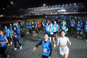 BIB: 3641, 3159
                            <button type="button" onclick="openModal(21272017)" class="btn btn-primary btn-sm float-right btn-popup" data-toggle="modal" data-target=".modal-high-quality">
                        <i class="fas fa-shopping-cart"></i> Add to Cart
                    </button>
                                            <button type="button" onclick="isThisMe(21272017, true)" class="btn btn-success btn-sm float-right btn-popup btn-isme hidden" data-toggle="tooltip" data-placement="bottom" title="นี่คือรูปของคุณใช่ไหม คลิกที่นี่เพื่อเอาเข้าอัลบั้ม">
                        <i class="fas fa-plus"></i> Add to album
                    </button>
                    <button type="button" onclick="isThisMe(21272017, false)" class="btn btn-warning btn-sm float-right btn-popup btn-isnotme hidden">
                        <i class="fas fa-ban"></i> Remove from album
                    </button>