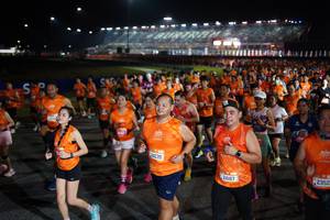 BIB: 24239, 24167, 2352
                            <button type="button" onclick="openModal(21342591)" class="btn btn-primary btn-sm float-right btn-popup" data-toggle="modal" data-target=".modal-high-quality">
                        <i class="fas fa-shopping-cart"></i> Add to Cart
                    </button>
                                            <button type="button" onclick="isThisMe(21342591, true)" class="btn btn-success btn-sm float-right btn-popup btn-isme hidden" data-toggle="tooltip" data-placement="bottom" title="นี่คือรูปของคุณใช่ไหม คลิกที่นี่เพื่อเอาเข้าอัลบั้ม">
                        <i class="fas fa-plus"></i> Add to album
                    </button>
                    <button type="button" onclick="isThisMe(21342591, false)" class="btn btn-warning btn-sm float-right btn-popup btn-isnotme hidden">
                        <i class="fas fa-ban"></i> Remove from album
                    </button>