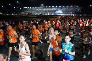 BIB: 83255, 2909, 23258
                            <button type="button" onclick="openModal(21335621)" class="btn btn-primary btn-sm float-right btn-popup" data-toggle="modal" data-target=".modal-high-quality">
                        <i class="fas fa-shopping-cart"></i> Add to Cart
                    </button>
                                            <button type="button" onclick="isThisMe(21335621, true)" class="btn btn-success btn-sm float-right btn-popup btn-isme hidden" data-toggle="tooltip" data-placement="bottom" title="นี่คือรูปของคุณใช่ไหม คลิกที่นี่เพื่อเอาเข้าอัลบั้ม">
                        <i class="fas fa-plus"></i> Add to album
                    </button>
                    <button type="button" onclick="isThisMe(21335621, false)" class="btn btn-warning btn-sm float-right btn-popup btn-isnotme hidden">
                        <i class="fas fa-ban"></i> Remove from album
                    </button>