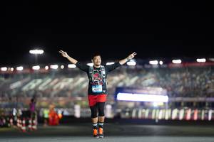 BIB: 12127
                            <button type="button" onclick="openModal(20872843)" class="btn btn-primary btn-sm float-right btn-popup" data-toggle="modal" data-target=".modal-high-quality">
                        <i class="fas fa-shopping-cart"></i> Add to Cart
                    </button>
                                            <button type="button" onclick="isThisMe(20872843, true)" class="btn btn-success btn-sm float-right btn-popup btn-isme hidden" data-toggle="tooltip" data-placement="bottom" title="นี่คือรูปของคุณใช่ไหม คลิกที่นี่เพื่อเอาเข้าอัลบั้ม">
                        <i class="fas fa-plus"></i> Add to album
                    </button>
                    <button type="button" onclick="isThisMe(20872843, false)" class="btn btn-warning btn-sm float-right btn-popup btn-isnotme hidden">
                        <i class="fas fa-ban"></i> Remove from album
                    </button>