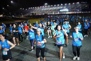 BIB: 74158, 13433, 15001, 14920
                            <button type="button" onclick="openModal(21272144)" class="btn btn-primary btn-sm float-right btn-popup" data-toggle="modal" data-target=".modal-high-quality">
                        <i class="fas fa-shopping-cart"></i> Add to Cart
                    </button>
                                            <button type="button" onclick="isThisMe(21272144, true)" class="btn btn-success btn-sm float-right btn-popup btn-isme hidden" data-toggle="tooltip" data-placement="bottom" title="นี่คือรูปของคุณใช่ไหม คลิกที่นี่เพื่อเอาเข้าอัลบั้ม">
                        <i class="fas fa-plus"></i> Add to album
                    </button>
                    <button type="button" onclick="isThisMe(21272144, false)" class="btn btn-warning btn-sm float-right btn-popup btn-isnotme hidden">
                        <i class="fas fa-ban"></i> Remove from album
                    </button>