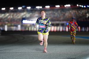 BIB: 45504
                            <button type="button" onclick="openModal(20867111)" class="btn btn-primary btn-sm float-right btn-popup" data-toggle="modal" data-target=".modal-high-quality">
                        <i class="fas fa-shopping-cart"></i> Add to Cart
                    </button>
                                            <button type="button" onclick="isThisMe(20867111, true)" class="btn btn-success btn-sm float-right btn-popup btn-isme hidden" data-toggle="tooltip" data-placement="bottom" title="นี่คือรูปของคุณใช่ไหม คลิกที่นี่เพื่อเอาเข้าอัลบั้ม">
                        <i class="fas fa-plus"></i> Add to album
                    </button>
                    <button type="button" onclick="isThisMe(20867111, false)" class="btn btn-warning btn-sm float-right btn-popup btn-isnotme hidden">
                        <i class="fas fa-ban"></i> Remove from album
                    </button>