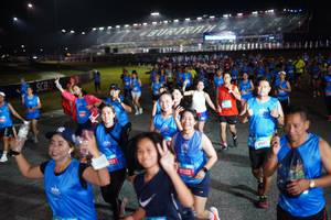 BIB: 3231, 17122, 8547
                            <button type="button" onclick="openModal(21282522)" class="btn btn-primary btn-sm float-right btn-popup" data-toggle="modal" data-target=".modal-high-quality">
                        <i class="fas fa-shopping-cart"></i> Add to Cart
                    </button>
                                            <button type="button" onclick="isThisMe(21282522, true)" class="btn btn-success btn-sm float-right btn-popup btn-isme hidden" data-toggle="tooltip" data-placement="bottom" title="นี่คือรูปของคุณใช่ไหม คลิกที่นี่เพื่อเอาเข้าอัลบั้ม">
                        <i class="fas fa-plus"></i> Add to album
                    </button>
                    <button type="button" onclick="isThisMe(21282522, false)" class="btn btn-warning btn-sm float-right btn-popup btn-isnotme hidden">
                        <i class="fas fa-ban"></i> Remove from album
                    </button>