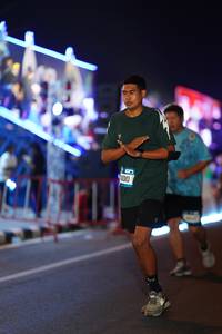 BIB: 100
                            <button type="button" onclick="openModal(21511295)" class="btn btn-primary btn-sm float-right btn-popup" data-toggle="modal" data-target=".modal-high-quality">
                        <i class="fas fa-shopping-cart"></i> Add to Cart
                    </button>
                                            <button type="button" onclick="isThisMe(21511295, true)" class="btn btn-success btn-sm float-right btn-popup btn-isme hidden" data-toggle="tooltip" data-placement="bottom" title="นี่คือรูปของคุณใช่ไหม คลิกที่นี่เพื่อเอาเข้าอัลบั้ม">
                        <i class="fas fa-plus"></i> Add to album
                    </button>
                    <button type="button" onclick="isThisMe(21511295, false)" class="btn btn-warning btn-sm float-right btn-popup btn-isnotme hidden">
                        <i class="fas fa-ban"></i> Remove from album
                    </button>