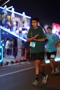 BIB: 4100
                            <button type="button" onclick="openModal(21511266)" class="btn btn-primary btn-sm float-right btn-popup" data-toggle="modal" data-target=".modal-high-quality">
                        <i class="fas fa-shopping-cart"></i> Add to Cart
                    </button>
                                            <button type="button" onclick="isThisMe(21511266, true)" class="btn btn-success btn-sm float-right btn-popup btn-isme hidden" data-toggle="tooltip" data-placement="bottom" title="นี่คือรูปของคุณใช่ไหม คลิกที่นี่เพื่อเอาเข้าอัลบั้ม">
                        <i class="fas fa-plus"></i> Add to album
                    </button>
                    <button type="button" onclick="isThisMe(21511266, false)" class="btn btn-warning btn-sm float-right btn-popup btn-isnotme hidden">
                        <i class="fas fa-ban"></i> Remove from album
                    </button>