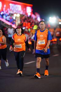 BIB: 20450, 4012, 21077
                            <button type="button" onclick="openModal(21585492)" class="btn btn-primary btn-sm float-right btn-popup" data-toggle="modal" data-target=".modal-high-quality">
                        <i class="fas fa-shopping-cart"></i> Add to Cart
                    </button>
                                            <button type="button" onclick="isThisMe(21585492, true)" class="btn btn-success btn-sm float-right btn-popup btn-isme hidden" data-toggle="tooltip" data-placement="bottom" title="นี่คือรูปของคุณใช่ไหม คลิกที่นี่เพื่อเอาเข้าอัลบั้ม">
                        <i class="fas fa-plus"></i> Add to album
                    </button>
                    <button type="button" onclick="isThisMe(21585492, false)" class="btn btn-warning btn-sm float-right btn-popup btn-isnotme hidden">
                        <i class="fas fa-ban"></i> Remove from album
                    </button>