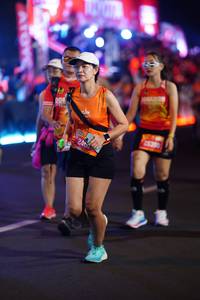 BIB: 205, 1090, 240, 2535
                            <button type="button" onclick="openModal(21485729)" class="btn btn-primary btn-sm float-right btn-popup" data-toggle="modal" data-target=".modal-high-quality">
                        <i class="fas fa-shopping-cart"></i> Add to Cart
                    </button>
                                            <button type="button" onclick="isThisMe(21485729, true)" class="btn btn-success btn-sm float-right btn-popup btn-isme hidden" data-toggle="tooltip" data-placement="bottom" title="นี่คือรูปของคุณใช่ไหม คลิกที่นี่เพื่อเอาเข้าอัลบั้ม">
                        <i class="fas fa-plus"></i> Add to album
                    </button>
                    <button type="button" onclick="isThisMe(21485729, false)" class="btn btn-warning btn-sm float-right btn-popup btn-isnotme hidden">
                        <i class="fas fa-ban"></i> Remove from album
                    </button>