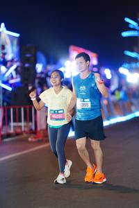 BIB: 45250, 0955
                            <button type="button" onclick="openModal(21463753)" class="btn btn-primary btn-sm float-right btn-popup" data-toggle="modal" data-target=".modal-high-quality">
                        <i class="fas fa-shopping-cart"></i> Add to Cart
                    </button>
                                            <button type="button" onclick="isThisMe(21463753, true)" class="btn btn-success btn-sm float-right btn-popup btn-isme hidden" data-toggle="tooltip" data-placement="bottom" title="นี่คือรูปของคุณใช่ไหม คลิกที่นี่เพื่อเอาเข้าอัลบั้ม">
                        <i class="fas fa-plus"></i> Add to album
                    </button>
                    <button type="button" onclick="isThisMe(21463753, false)" class="btn btn-warning btn-sm float-right btn-popup btn-isnotme hidden">
                        <i class="fas fa-ban"></i> Remove from album
                    </button>