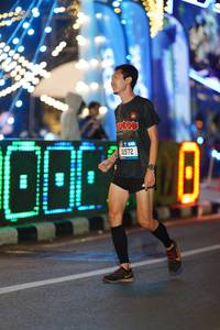 BIB: 41572, 0100
                            <button type="button" onclick="openModal(21525564)" class="btn btn-primary btn-sm float-right btn-popup" data-toggle="modal" data-target=".modal-high-quality">
                        <i class="fas fa-shopping-cart"></i> Add to Cart
                    </button>
                                            <button type="button" onclick="isThisMe(21525564, true)" class="btn btn-success btn-sm float-right btn-popup btn-isme hidden" data-toggle="tooltip" data-placement="bottom" title="นี่คือรูปของคุณใช่ไหม คลิกที่นี่เพื่อเอาเข้าอัลบั้ม">
                        <i class="fas fa-plus"></i> Add to album
                    </button>
                    <button type="button" onclick="isThisMe(21525564, false)" class="btn btn-warning btn-sm float-right btn-popup btn-isnotme hidden">
                        <i class="fas fa-ban"></i> Remove from album
                    </button>