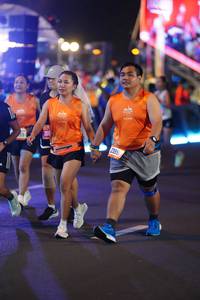 BIB: 7395, 610
                            <button type="button" onclick="openModal(21595745)" class="btn btn-primary btn-sm float-right btn-popup" data-toggle="modal" data-target=".modal-high-quality">
                        <i class="fas fa-shopping-cart"></i> Add to Cart
                    </button>
                                            <button type="button" onclick="isThisMe(21595745, true)" class="btn btn-success btn-sm float-right btn-popup btn-isme hidden" data-toggle="tooltip" data-placement="bottom" title="นี่คือรูปของคุณใช่ไหม คลิกที่นี่เพื่อเอาเข้าอัลบั้ม">
                        <i class="fas fa-plus"></i> Add to album
                    </button>
                    <button type="button" onclick="isThisMe(21595745, false)" class="btn btn-warning btn-sm float-right btn-popup btn-isnotme hidden">
                        <i class="fas fa-ban"></i> Remove from album
                    </button>