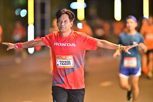 BIB: 72201
                            <button type="button" onclick="openModal(20325810)" class="btn btn-primary btn-sm float-right btn-popup" data-toggle="modal" data-target=".modal-high-quality">
                        <i class="fas fa-shopping-cart"></i> Add to Cart
                    </button>
                                            <button type="button" onclick="isThisMe(20325810, true)" class="btn btn-success btn-sm float-right btn-popup btn-isme hidden" data-toggle="tooltip" data-placement="bottom" title="นี่คือรูปของคุณใช่ไหม คลิกที่นี่เพื่อเอาเข้าอัลบั้ม">
                        <i class="fas fa-plus"></i> Add to album
                    </button>
                    <button type="button" onclick="isThisMe(20325810, false)" class="btn btn-warning btn-sm float-right btn-popup btn-isnotme hidden">
                        <i class="fas fa-ban"></i> Remove from album
                    </button>