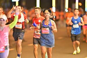 BIB: 24101, 25922
                            <button type="button" onclick="openModal(20084442)" class="btn btn-primary btn-sm float-right btn-popup" data-toggle="modal" data-target=".modal-high-quality">
                        <i class="fas fa-shopping-cart"></i> Add to Cart
                    </button>
                                            <button type="button" onclick="isThisMe(20084442, true)" class="btn btn-success btn-sm float-right btn-popup btn-isme hidden" data-toggle="tooltip" data-placement="bottom" title="นี่คือรูปของคุณใช่ไหม คลิกที่นี่เพื่อเอาเข้าอัลบั้ม">
                        <i class="fas fa-plus"></i> Add to album
                    </button>
                    <button type="button" onclick="isThisMe(20084442, false)" class="btn btn-warning btn-sm float-right btn-popup btn-isnotme hidden">
                        <i class="fas fa-ban"></i> Remove from album
                    </button>