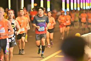 BIB: 4340, 332022, 42918
                            <button type="button" onclick="openModal(20448873)" class="btn btn-primary btn-sm float-right btn-popup" data-toggle="modal" data-target=".modal-high-quality">
                        <i class="fas fa-shopping-cart"></i> Add to Cart
                    </button>
                                            <button type="button" onclick="isThisMe(20448873, true)" class="btn btn-success btn-sm float-right btn-popup btn-isme hidden" data-toggle="tooltip" data-placement="bottom" title="นี่คือรูปของคุณใช่ไหม คลิกที่นี่เพื่อเอาเข้าอัลบั้ม">
                        <i class="fas fa-plus"></i> Add to album
                    </button>
                    <button type="button" onclick="isThisMe(20448873, false)" class="btn btn-warning btn-sm float-right btn-popup btn-isnotme hidden">
                        <i class="fas fa-ban"></i> Remove from album
                    </button>