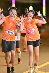BIB: 22488, 109, 26630
                            <button type="button" onclick="openModal(20333119)" class="btn btn-primary btn-sm float-right btn-popup" data-toggle="modal" data-target=".modal-high-quality">
                        <i class="fas fa-shopping-cart"></i> Add to Cart
                    </button>
                                            <button type="button" onclick="isThisMe(20333119, true)" class="btn btn-success btn-sm float-right btn-popup btn-isme hidden" data-toggle="tooltip" data-placement="bottom" title="นี่คือรูปของคุณใช่ไหม คลิกที่นี่เพื่อเอาเข้าอัลบั้ม">
                        <i class="fas fa-plus"></i> Add to album
                    </button>
                    <button type="button" onclick="isThisMe(20333119, false)" class="btn btn-warning btn-sm float-right btn-popup btn-isnotme hidden">
                        <i class="fas fa-ban"></i> Remove from album
                    </button>