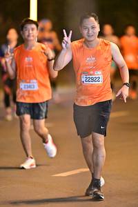 BIB: 233, 22922, 
                            <button type="button" onclick="openModal(20461115)" class="btn btn-primary btn-sm float-right btn-popup" data-toggle="modal" data-target=".modal-high-quality">
                        <i class="fas fa-shopping-cart"></i> Add to Cart
                    </button>
                                            <button type="button" onclick="isThisMe(20461115, true)" class="btn btn-success btn-sm float-right btn-popup btn-isme hidden" data-toggle="tooltip" data-placement="bottom" title="นี่คือรูปของคุณใช่ไหม คลิกที่นี่เพื่อเอาเข้าอัลบั้ม">
                        <i class="fas fa-plus"></i> Add to album
                    </button>
                    <button type="button" onclick="isThisMe(20461115, false)" class="btn btn-warning btn-sm float-right btn-popup btn-isnotme hidden">
                        <i class="fas fa-ban"></i> Remove from album
                    </button>