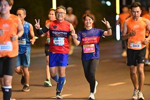 BIB: 22123, 2983, 42003, 24874, 20131
                            <button type="button" onclick="openModal(20274406)" class="btn btn-primary btn-sm float-right btn-popup" data-toggle="modal" data-target=".modal-high-quality">
                        <i class="fas fa-shopping-cart"></i> Add to Cart
                    </button>
                                            <button type="button" onclick="isThisMe(20274406, true)" class="btn btn-success btn-sm float-right btn-popup btn-isme hidden" data-toggle="tooltip" data-placement="bottom" title="นี่คือรูปของคุณใช่ไหม คลิกที่นี่เพื่อเอาเข้าอัลบั้ม">
                        <i class="fas fa-plus"></i> Add to album
                    </button>
                    <button type="button" onclick="isThisMe(20274406, false)" class="btn btn-warning btn-sm float-right btn-popup btn-isnotme hidden">
                        <i class="fas fa-ban"></i> Remove from album
                    </button>