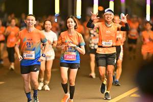 BIB: 211, 21108, 25417, 91261
                            <button type="button" onclick="openModal(20447678)" class="btn btn-primary btn-sm float-right btn-popup" data-toggle="modal" data-target=".modal-high-quality">
                        <i class="fas fa-shopping-cart"></i> Add to Cart
                    </button>
                                            <button type="button" onclick="isThisMe(20447678, true)" class="btn btn-success btn-sm float-right btn-popup btn-isme hidden" data-toggle="tooltip" data-placement="bottom" title="นี่คือรูปของคุณใช่ไหม คลิกที่นี่เพื่อเอาเข้าอัลบั้ม">
                        <i class="fas fa-plus"></i> Add to album
                    </button>
                    <button type="button" onclick="isThisMe(20447678, false)" class="btn btn-warning btn-sm float-right btn-popup btn-isnotme hidden">
                        <i class="fas fa-ban"></i> Remove from album
                    </button>