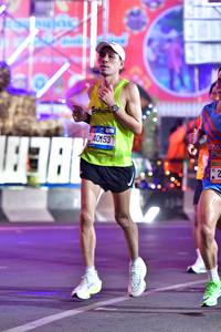BIB: 786, 40153
                            <button type="button" onclick="openModal(20663149)" class="btn btn-primary btn-sm float-right btn-popup" data-toggle="modal" data-target=".modal-high-quality">
                        <i class="fas fa-shopping-cart"></i> Add to Cart
                    </button>
                                            <button type="button" onclick="isThisMe(20663149, true)" class="btn btn-success btn-sm float-right btn-popup btn-isme hidden" data-toggle="tooltip" data-placement="bottom" title="นี่คือรูปของคุณใช่ไหม คลิกที่นี่เพื่อเอาเข้าอัลบั้ม">
                        <i class="fas fa-plus"></i> Add to album
                    </button>
                    <button type="button" onclick="isThisMe(20663149, false)" class="btn btn-warning btn-sm float-right btn-popup btn-isnotme hidden">
                        <i class="fas fa-ban"></i> Remove from album
                    </button>
