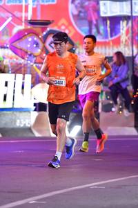 BIB: 3414, 21284
                            <button type="button" onclick="openModal(20729662)" class="btn btn-primary btn-sm float-right btn-popup" data-toggle="modal" data-target=".modal-high-quality">
                        <i class="fas fa-shopping-cart"></i> Add to Cart
                    </button>
                                            <button type="button" onclick="isThisMe(20729662, true)" class="btn btn-success btn-sm float-right btn-popup btn-isme hidden" data-toggle="tooltip" data-placement="bottom" title="นี่คือรูปของคุณใช่ไหม คลิกที่นี่เพื่อเอาเข้าอัลบั้ม">
                        <i class="fas fa-plus"></i> Add to album
                    </button>
                    <button type="button" onclick="isThisMe(20729662, false)" class="btn btn-warning btn-sm float-right btn-popup btn-isnotme hidden">
                        <i class="fas fa-ban"></i> Remove from album
                    </button>