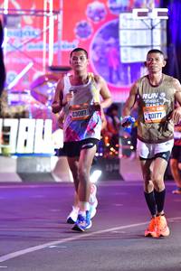 BIB: 184, 23087, 20177
                            <button type="button" onclick="openModal(20728995)" class="btn btn-primary btn-sm float-right btn-popup" data-toggle="modal" data-target=".modal-high-quality">
                        <i class="fas fa-shopping-cart"></i> Add to Cart
                    </button>
                                            <button type="button" onclick="isThisMe(20728995, true)" class="btn btn-success btn-sm float-right btn-popup btn-isme hidden" data-toggle="tooltip" data-placement="bottom" title="นี่คือรูปของคุณใช่ไหม คลิกที่นี่เพื่อเอาเข้าอัลบั้ม">
                        <i class="fas fa-plus"></i> Add to album
                    </button>
                    <button type="button" onclick="isThisMe(20728995, false)" class="btn btn-warning btn-sm float-right btn-popup btn-isnotme hidden">
                        <i class="fas fa-ban"></i> Remove from album
                    </button>