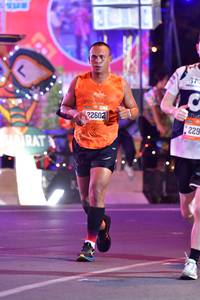BIB: 22602, 229
                            <button type="button" onclick="openModal(20730420)" class="btn btn-primary btn-sm float-right btn-popup" data-toggle="modal" data-target=".modal-high-quality">
                        <i class="fas fa-shopping-cart"></i> Add to Cart
                    </button>
                                            <button type="button" onclick="isThisMe(20730420, true)" class="btn btn-success btn-sm float-right btn-popup btn-isme hidden" data-toggle="tooltip" data-placement="bottom" title="นี่คือรูปของคุณใช่ไหม คลิกที่นี่เพื่อเอาเข้าอัลบั้ม">
                        <i class="fas fa-plus"></i> Add to album
                    </button>
                    <button type="button" onclick="isThisMe(20730420, false)" class="btn btn-warning btn-sm float-right btn-popup btn-isnotme hidden">
                        <i class="fas fa-ban"></i> Remove from album
                    </button>