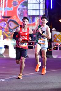 BIB: 21385, 84812
                            <button type="button" onclick="openModal(20631429)" class="btn btn-primary btn-sm float-right btn-popup" data-toggle="modal" data-target=".modal-high-quality">
                        <i class="fas fa-shopping-cart"></i> Add to Cart
                    </button>
                                            <button type="button" onclick="isThisMe(20631429, true)" class="btn btn-success btn-sm float-right btn-popup btn-isme hidden" data-toggle="tooltip" data-placement="bottom" title="นี่คือรูปของคุณใช่ไหม คลิกที่นี่เพื่อเอาเข้าอัลบั้ม">
                        <i class="fas fa-plus"></i> Add to album
                    </button>
                    <button type="button" onclick="isThisMe(20631429, false)" class="btn btn-warning btn-sm float-right btn-popup btn-isnotme hidden">
                        <i class="fas fa-ban"></i> Remove from album
                    </button>