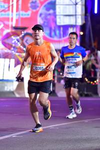 BIB: 21365, 42330, 
                            <button type="button" onclick="openModal(20730832)" class="btn btn-primary btn-sm float-right btn-popup" data-toggle="modal" data-target=".modal-high-quality">
                        <i class="fas fa-shopping-cart"></i> Add to Cart
                    </button>
                                            <button type="button" onclick="isThisMe(20730832, true)" class="btn btn-success btn-sm float-right btn-popup btn-isme hidden" data-toggle="tooltip" data-placement="bottom" title="นี่คือรูปของคุณใช่ไหม คลิกที่นี่เพื่อเอาเข้าอัลบั้ม">
                        <i class="fas fa-plus"></i> Add to album
                    </button>
                    <button type="button" onclick="isThisMe(20730832, false)" class="btn btn-warning btn-sm float-right btn-popup btn-isnotme hidden">
                        <i class="fas fa-ban"></i> Remove from album
                    </button>