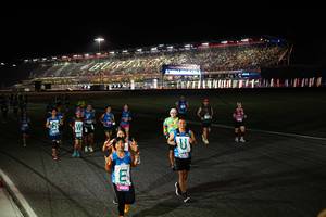 BIB: 200, 45834
                            <button type="button" onclick="openModal(19609324)" class="btn btn-primary btn-sm float-right btn-popup" data-toggle="modal" data-target=".modal-high-quality">
                        <i class="fas fa-shopping-cart"></i> Add to Cart
                    </button>
                                            <button type="button" onclick="isThisMe(19609324, true)" class="btn btn-success btn-sm float-right btn-popup btn-isme hidden" data-toggle="tooltip" data-placement="bottom" title="นี่คือรูปของคุณใช่ไหม คลิกที่นี่เพื่อเอาเข้าอัลบั้ม">
                        <i class="fas fa-plus"></i> Add to album
                    </button>
                    <button type="button" onclick="isThisMe(19609324, false)" class="btn btn-warning btn-sm float-right btn-popup btn-isnotme hidden">
                        <i class="fas fa-ban"></i> Remove from album
                    </button>