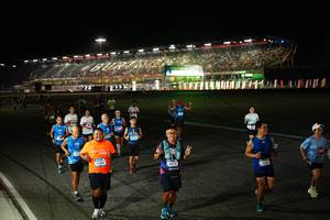 BIB: 4905
                            <button type="button" onclick="openModal(19609070)" class="btn btn-primary btn-sm float-right btn-popup" data-toggle="modal" data-target=".modal-high-quality">
                        <i class="fas fa-shopping-cart"></i> Add to Cart
                    </button>
                                            <button type="button" onclick="isThisMe(19609070, true)" class="btn btn-success btn-sm float-right btn-popup btn-isme hidden" data-toggle="tooltip" data-placement="bottom" title="นี่คือรูปของคุณใช่ไหม คลิกที่นี่เพื่อเอาเข้าอัลบั้ม">
                        <i class="fas fa-plus"></i> Add to album
                    </button>
                    <button type="button" onclick="isThisMe(19609070, false)" class="btn btn-warning btn-sm float-right btn-popup btn-isnotme hidden">
                        <i class="fas fa-ban"></i> Remove from album
                    </button>