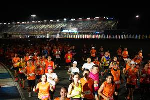 BIB: 2317, 80602, 25086
                            <button type="button" onclick="openModal(19624117)" class="btn btn-primary btn-sm float-right btn-popup" data-toggle="modal" data-target=".modal-high-quality">
                        <i class="fas fa-shopping-cart"></i> Add to Cart
                    </button>
                                            <button type="button" onclick="isThisMe(19624117, true)" class="btn btn-success btn-sm float-right btn-popup btn-isme hidden" data-toggle="tooltip" data-placement="bottom" title="นี่คือรูปของคุณใช่ไหม คลิกที่นี่เพื่อเอาเข้าอัลบั้ม">
                        <i class="fas fa-plus"></i> Add to album
                    </button>
                    <button type="button" onclick="isThisMe(19624117, false)" class="btn btn-warning btn-sm float-right btn-popup btn-isnotme hidden">
                        <i class="fas fa-ban"></i> Remove from album
                    </button>