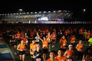 BIB: 23503, 23233, 270
                            <button type="button" onclick="openModal(19626794)" class="btn btn-primary btn-sm float-right btn-popup" data-toggle="modal" data-target=".modal-high-quality">
                        <i class="fas fa-shopping-cart"></i> Add to Cart
                    </button>
                                            <button type="button" onclick="isThisMe(19626794, true)" class="btn btn-success btn-sm float-right btn-popup btn-isme hidden" data-toggle="tooltip" data-placement="bottom" title="นี่คือรูปของคุณใช่ไหม คลิกที่นี่เพื่อเอาเข้าอัลบั้ม">
                        <i class="fas fa-plus"></i> Add to album
                    </button>
                    <button type="button" onclick="isThisMe(19626794, false)" class="btn btn-warning btn-sm float-right btn-popup btn-isnotme hidden">
                        <i class="fas fa-ban"></i> Remove from album
                    </button>