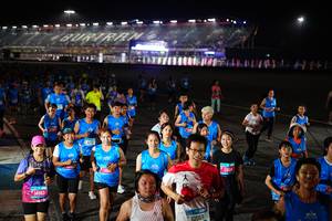 BIB: 14583, 11272, 10569, 13164
                            <button type="button" onclick="openModal(19727143)" class="btn btn-primary btn-sm float-right btn-popup" data-toggle="modal" data-target=".modal-high-quality">
                        <i class="fas fa-shopping-cart"></i> Add to Cart
                    </button>
                                            <button type="button" onclick="isThisMe(19727143, true)" class="btn btn-success btn-sm float-right btn-popup btn-isme hidden" data-toggle="tooltip" data-placement="bottom" title="นี่คือรูปของคุณใช่ไหม คลิกที่นี่เพื่อเอาเข้าอัลบั้ม">
                        <i class="fas fa-plus"></i> Add to album
                    </button>
                    <button type="button" onclick="isThisMe(19727143, false)" class="btn btn-warning btn-sm float-right btn-popup btn-isnotme hidden">
                        <i class="fas fa-ban"></i> Remove from album
                    </button>