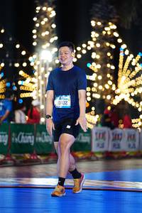 BIB: 2018, 00000
                            <button type="button" onclick="openModal(19957185)" class="btn btn-primary btn-sm float-right btn-popup" data-toggle="modal" data-target=".modal-high-quality">
                        <i class="fas fa-shopping-cart"></i> Add to Cart
                    </button>
                                            <button type="button" onclick="isThisMe(19957185, true)" class="btn btn-success btn-sm float-right btn-popup btn-isme hidden" data-toggle="tooltip" data-placement="bottom" title="นี่คือรูปของคุณใช่ไหม คลิกที่นี่เพื่อเอาเข้าอัลบั้ม">
                        <i class="fas fa-plus"></i> Add to album
                    </button>
                    <button type="button" onclick="isThisMe(19957185, false)" class="btn btn-warning btn-sm float-right btn-popup btn-isnotme hidden">
                        <i class="fas fa-ban"></i> Remove from album
                    </button>