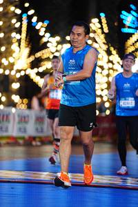 BIB: 300, 2071, 42442
                            <button type="button" onclick="openModal(19980083)" class="btn btn-primary btn-sm float-right btn-popup" data-toggle="modal" data-target=".modal-high-quality">
                        <i class="fas fa-shopping-cart"></i> Add to Cart
                    </button>
                                            <button type="button" onclick="isThisMe(19980083, true)" class="btn btn-success btn-sm float-right btn-popup btn-isme hidden" data-toggle="tooltip" data-placement="bottom" title="นี่คือรูปของคุณใช่ไหม คลิกที่นี่เพื่อเอาเข้าอัลบั้ม">
                        <i class="fas fa-plus"></i> Add to album
                    </button>
                    <button type="button" onclick="isThisMe(19980083, false)" class="btn btn-warning btn-sm float-right btn-popup btn-isnotme hidden">
                        <i class="fas fa-ban"></i> Remove from album
                    </button>