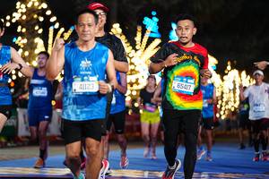 BIB: 41123, 65417
                            <button type="button" onclick="openModal(19906372)" class="btn btn-primary btn-sm float-right btn-popup" data-toggle="modal" data-target=".modal-high-quality">
                        <i class="fas fa-shopping-cart"></i> Add to Cart
                    </button>
                                            <button type="button" onclick="isThisMe(19906372, true)" class="btn btn-success btn-sm float-right btn-popup btn-isme hidden" data-toggle="tooltip" data-placement="bottom" title="นี่คือรูปของคุณใช่ไหม คลิกที่นี่เพื่อเอาเข้าอัลบั้ม">
                        <i class="fas fa-plus"></i> Add to album
                    </button>
                    <button type="button" onclick="isThisMe(19906372, false)" class="btn btn-warning btn-sm float-right btn-popup btn-isnotme hidden">
                        <i class="fas fa-ban"></i> Remove from album
                    </button>