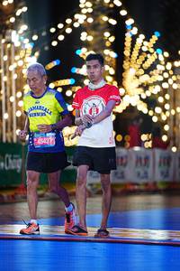 BIB: 040, 45437, 112
                            <button type="button" onclick="openModal(19916453)" class="btn btn-primary btn-sm float-right btn-popup" data-toggle="modal" data-target=".modal-high-quality">
                        <i class="fas fa-shopping-cart"></i> Add to Cart
                    </button>
                                            <button type="button" onclick="isThisMe(19916453, true)" class="btn btn-success btn-sm float-right btn-popup btn-isme hidden" data-toggle="tooltip" data-placement="bottom" title="นี่คือรูปของคุณใช่ไหม คลิกที่นี่เพื่อเอาเข้าอัลบั้ม">
                        <i class="fas fa-plus"></i> Add to album
                    </button>
                    <button type="button" onclick="isThisMe(19916453, false)" class="btn btn-warning btn-sm float-right btn-popup btn-isnotme hidden">
                        <i class="fas fa-ban"></i> Remove from album
                    </button>